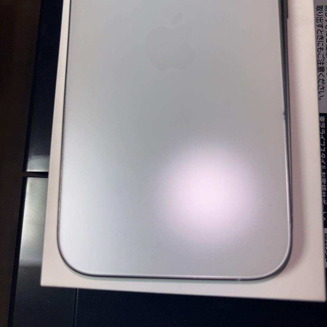 スマートフォン本体 iPhone15 pro white titanium 128GB