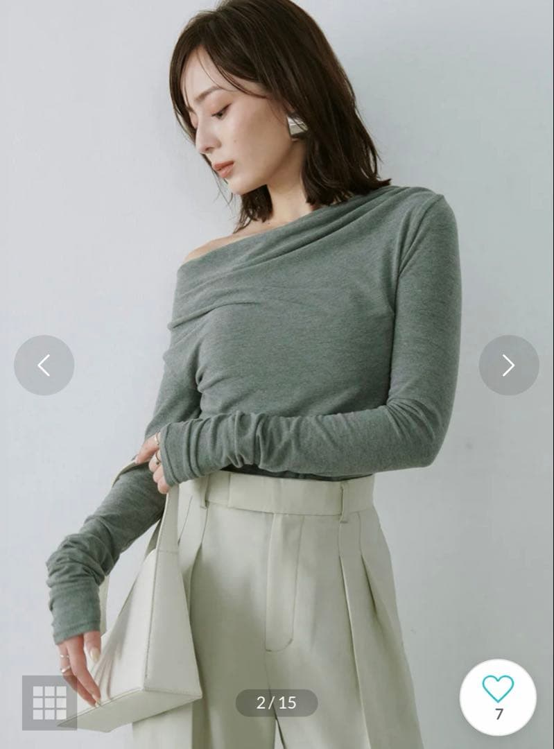 anuans ギャザードレープカットトップス