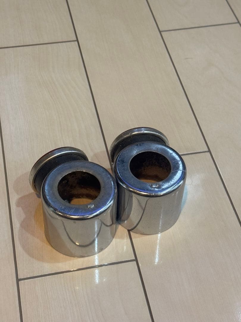 カワサキ　KH250 純正リアサスリフレクター　SS マッハ