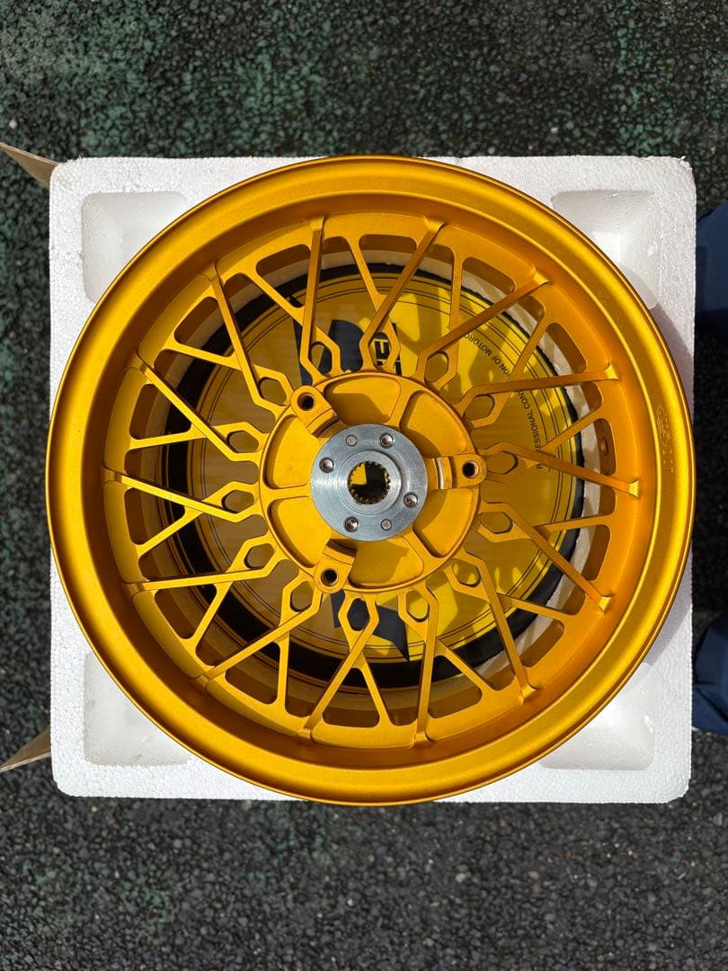 シグナスX4.5型 XR-14 BWS-R 鍛造ホイールリア ゴールド