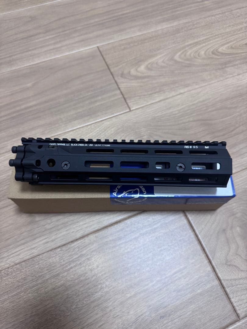 ダニエルディフェンスタイプ　MK18 RISIII M-LOK ハンドガード