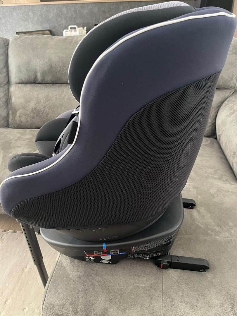 さ*様 Joie ジョイー チャイルドシート アーク360° ブラック&ネイビー