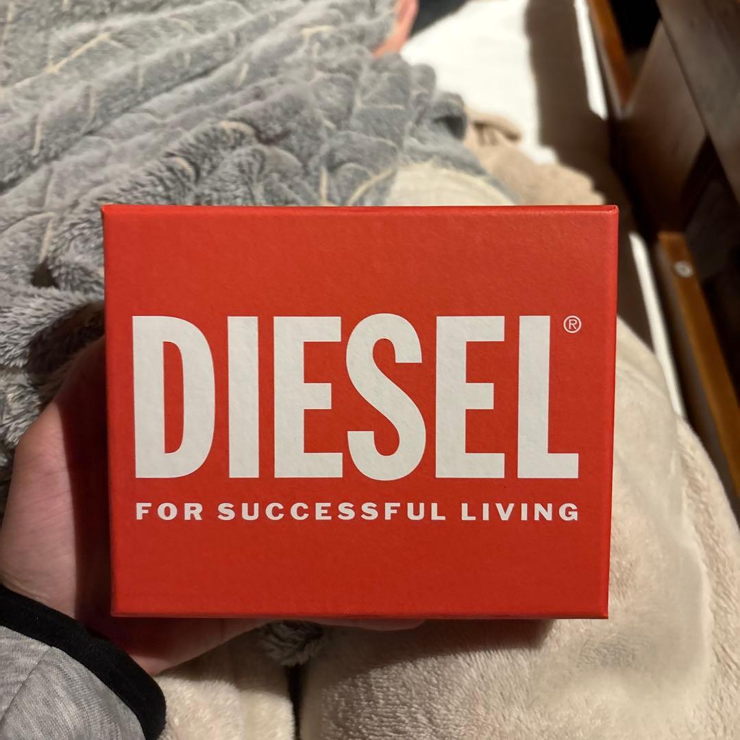DIESEL 折りたたみ財布