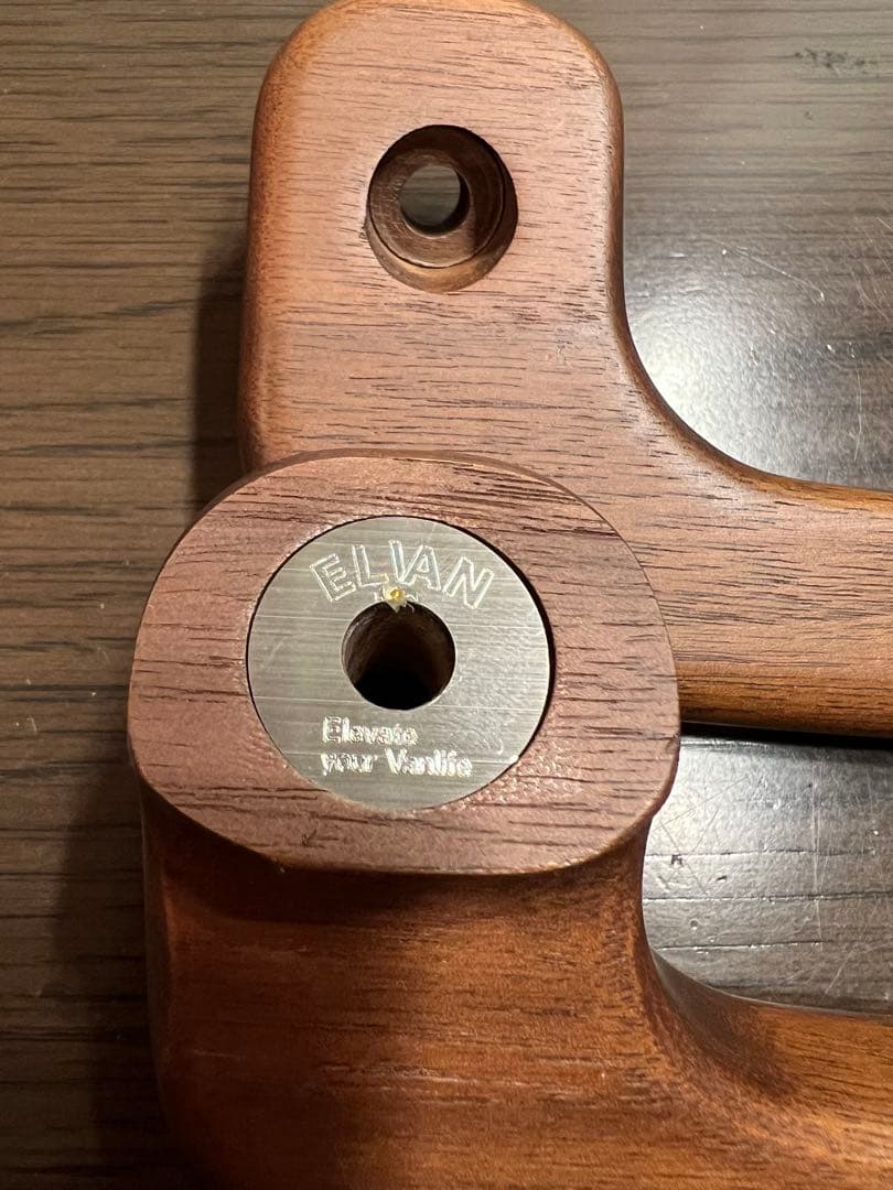 ハイエース200系 ELVAN エレバン アシストグリップ　2個セット