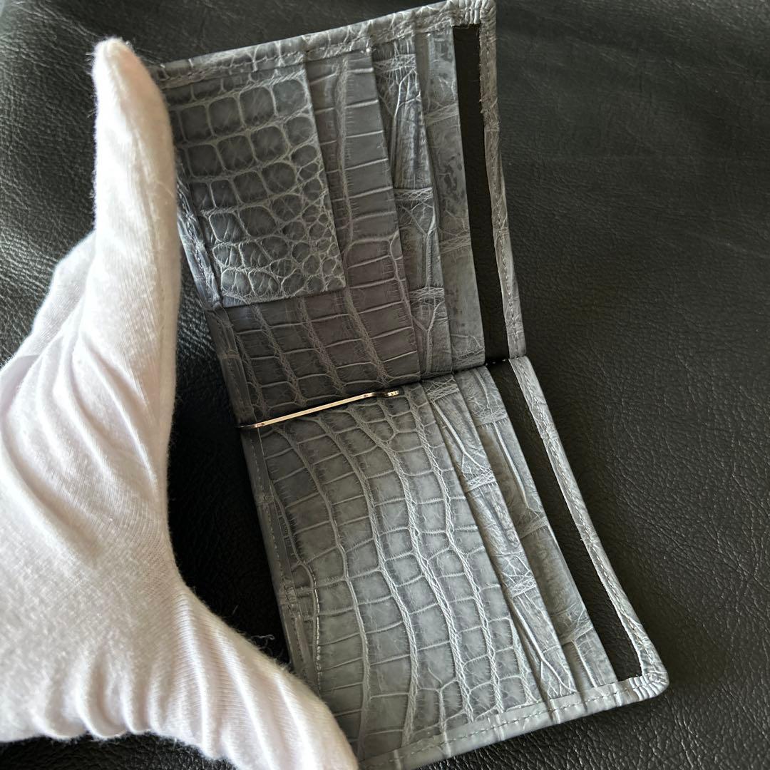 本革クロコダイル　鰐革　無双　マネークリップ 　グレー　JRA認定証
