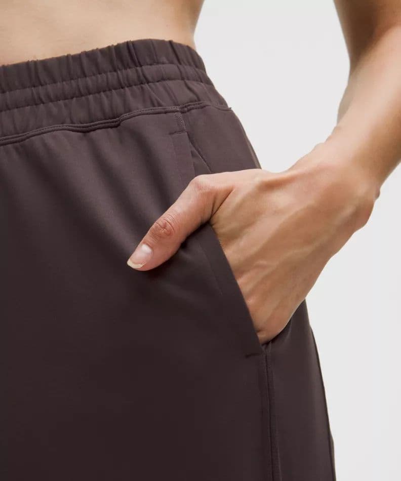 ルルレモン Everlux ハイライズ ジップレッグトラックパンツ