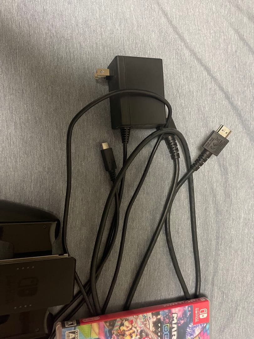 美品！箱無しSwitchマリオカートカセット付き！