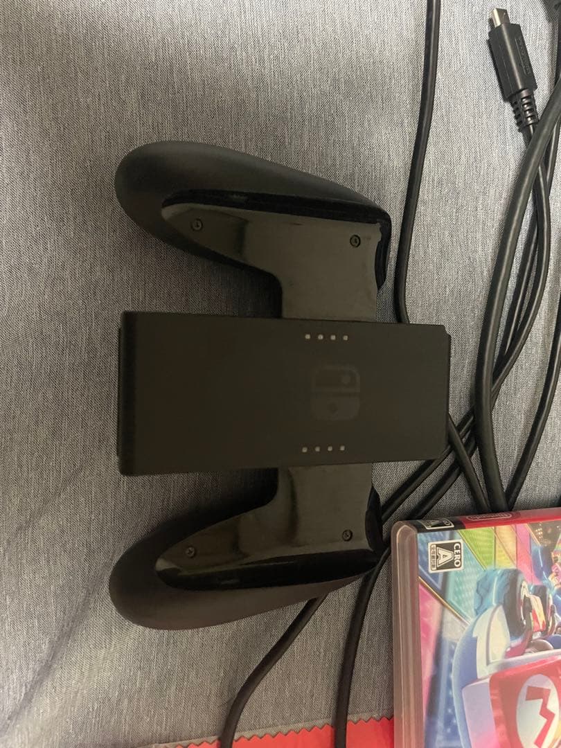 美品！箱無しSwitchマリオカートカセット付き！