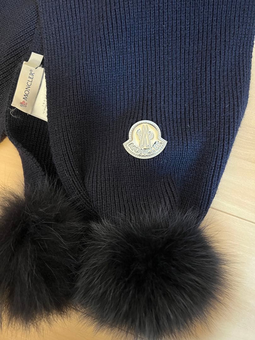 ※jijibe　MONCLER ネイビー ファー付きマフラー