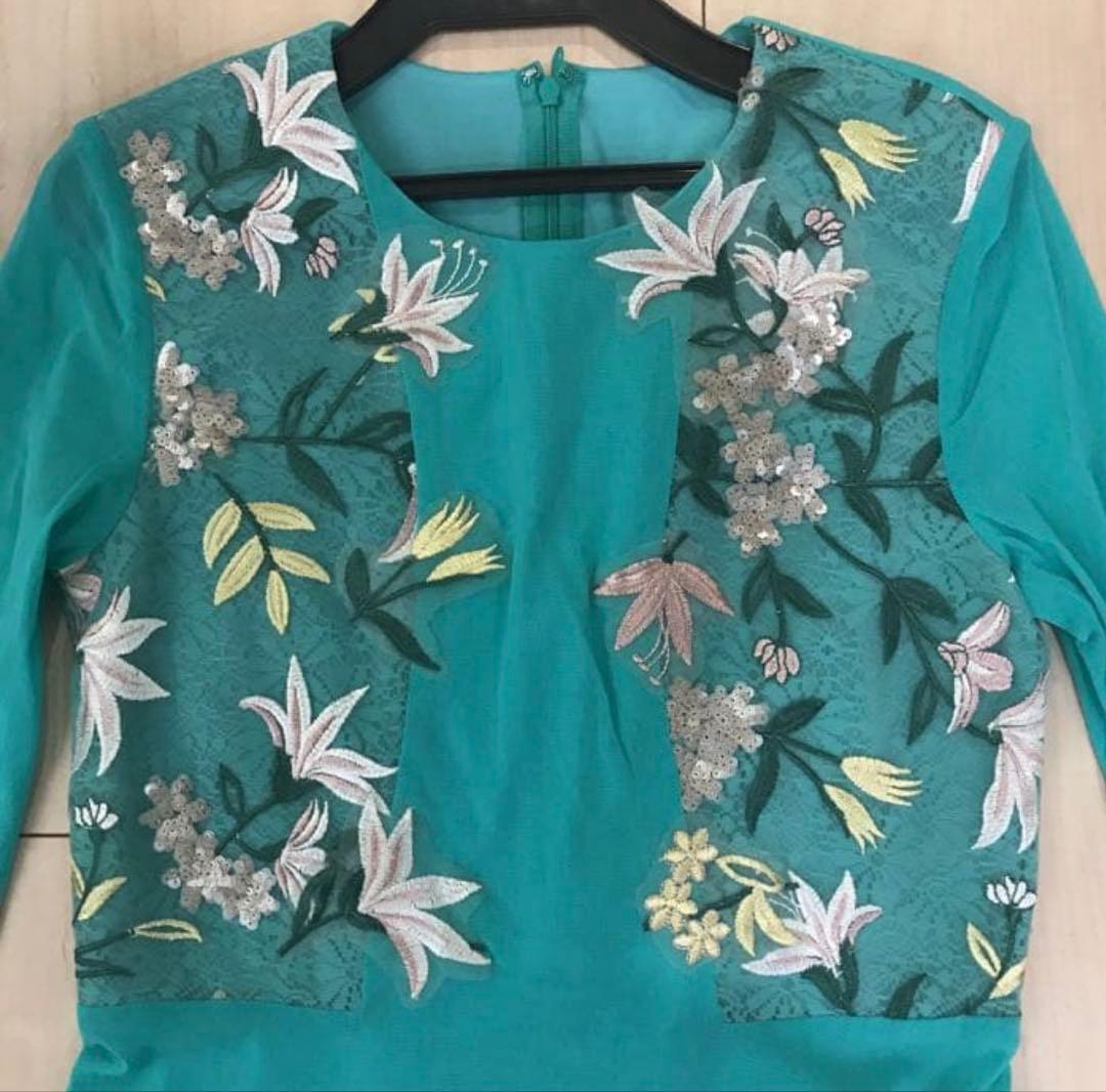 新品 ビビアンタム シフォンワンピース