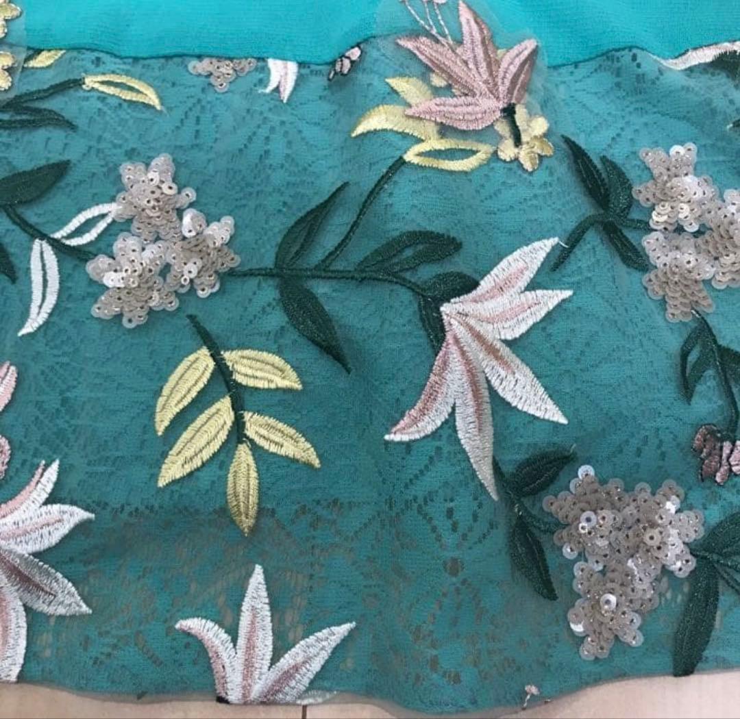 新品 ビビアンタム シフォンワンピース