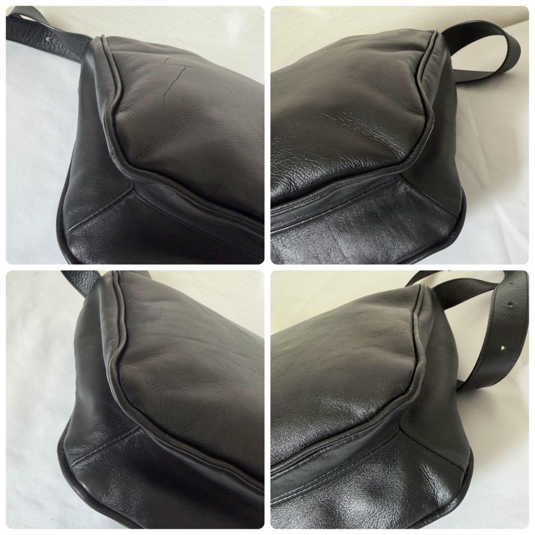 イアパピヨネ　スワローマチショルダーバッグ　レザー　ブラック