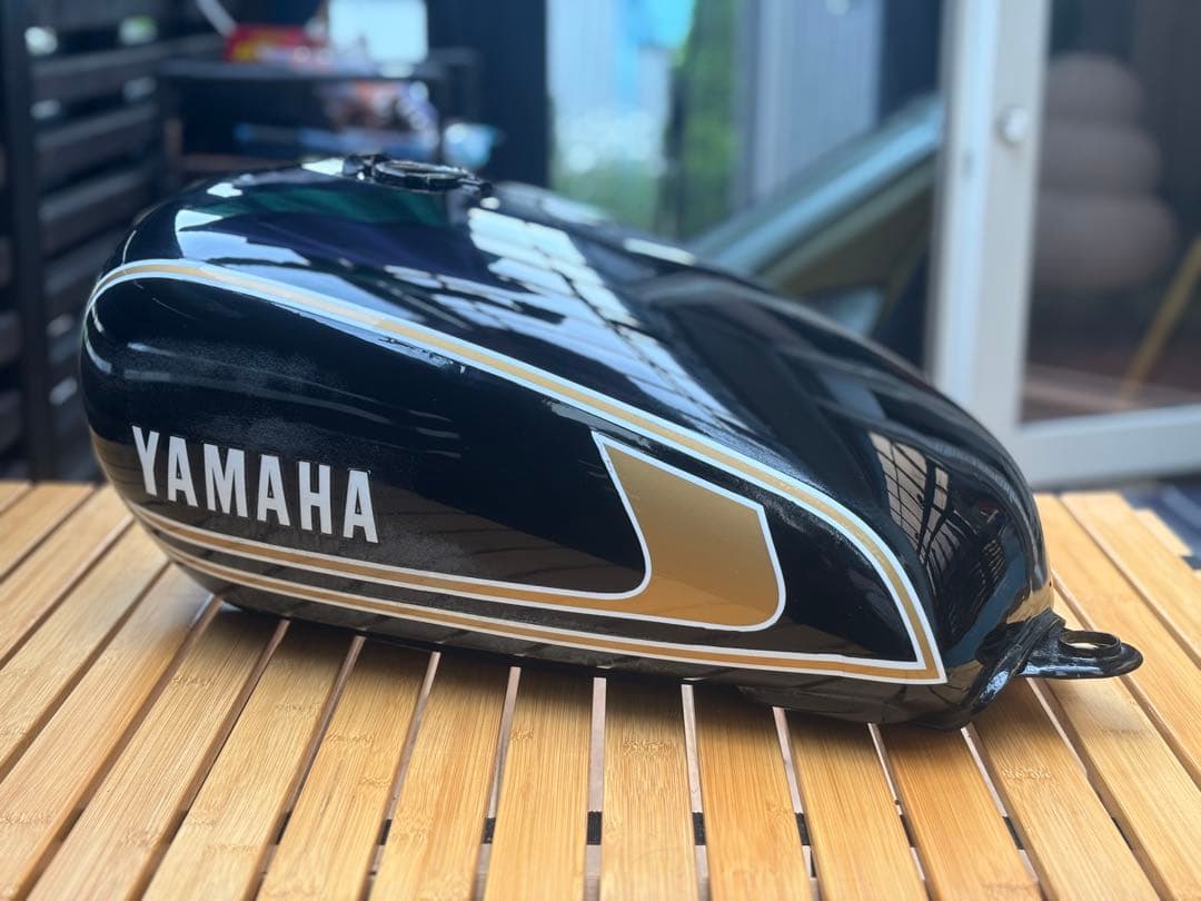 YAMAHA TX650 2型 ガソリンタンク