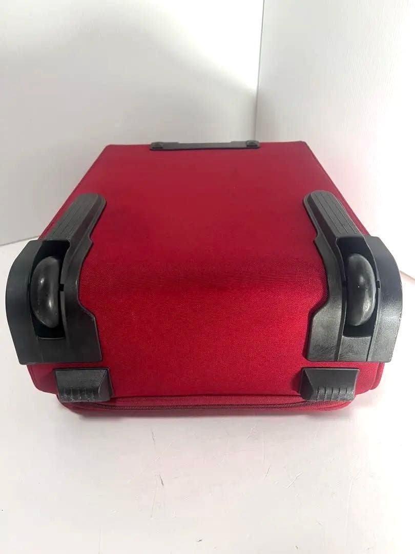 未使用品　サムソナイト　キャリーバック　軽量　機内持ち込み可　2輪　レディース