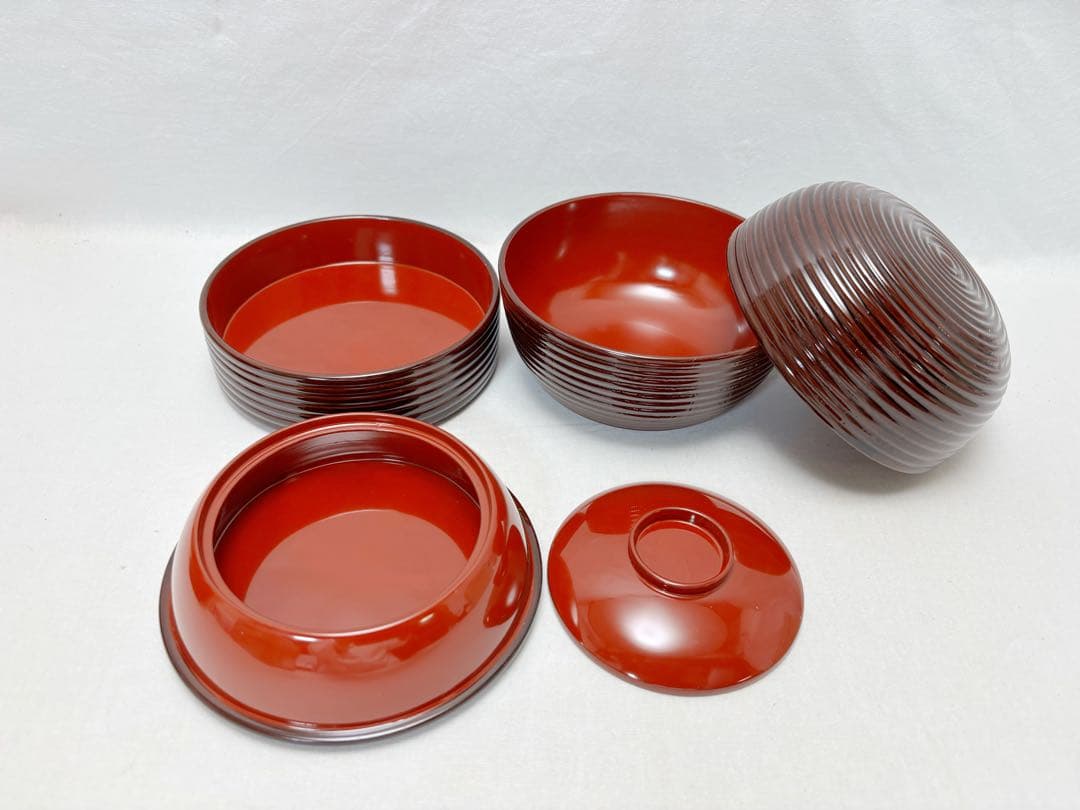 未使用 懐石道具 木製溜塗 信玄三段弁当 2客揃 千筋 内朱 重箱 会席 紙箱