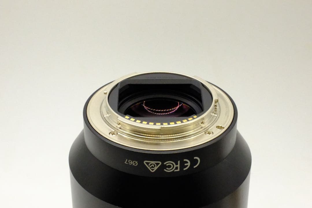 ROKINON (サムヤン)AF 35mm f/1.4