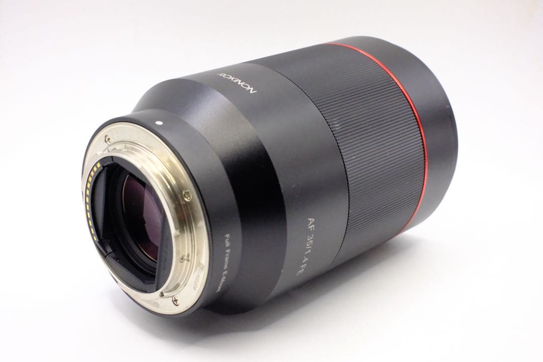 ROKINON (サムヤン)AF 35mm f/1.4