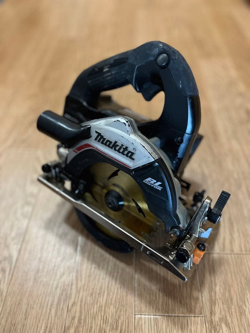 マキタ 充電マルノコ　18v バッテリー1個付き