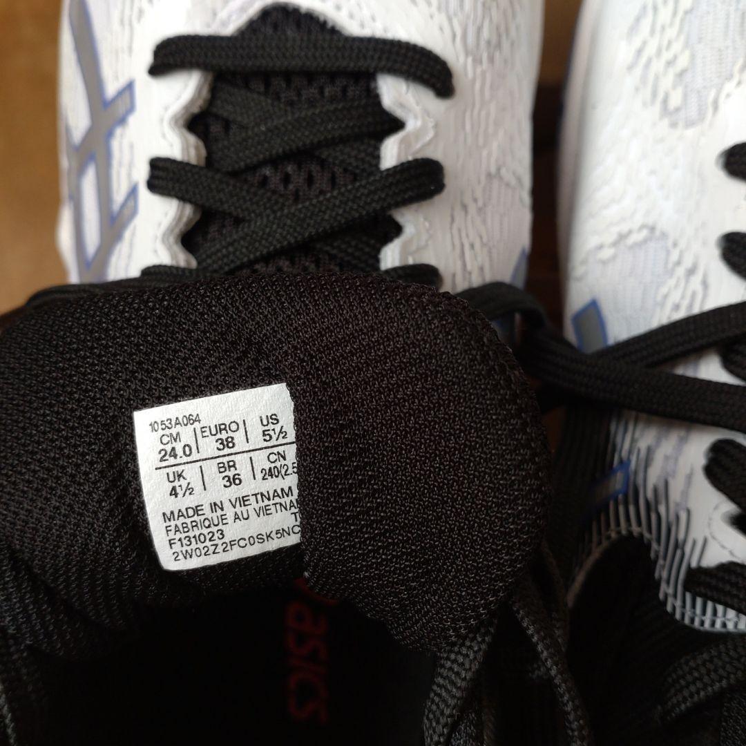 asics バレーボールシューズ