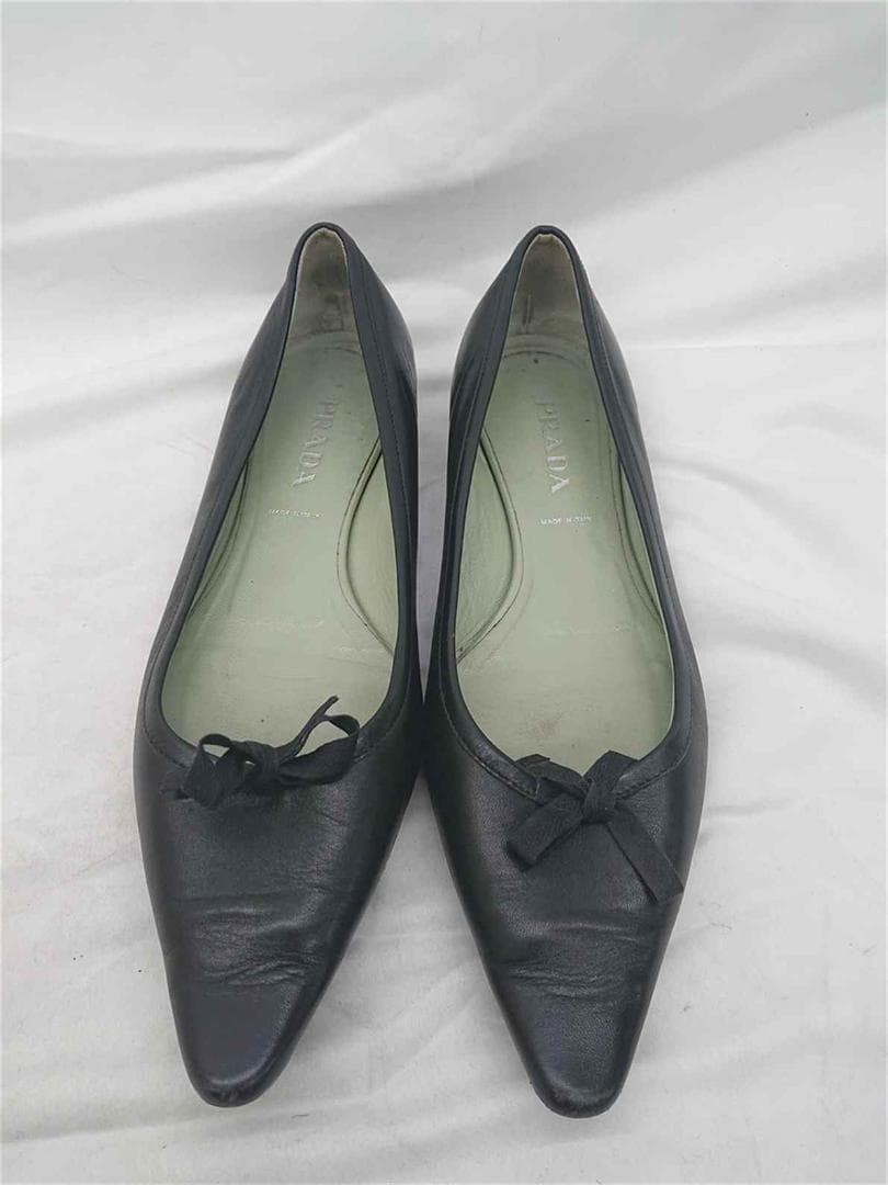 &プラダ バレエシューズ リボン レザー ブラック系 38 レディース