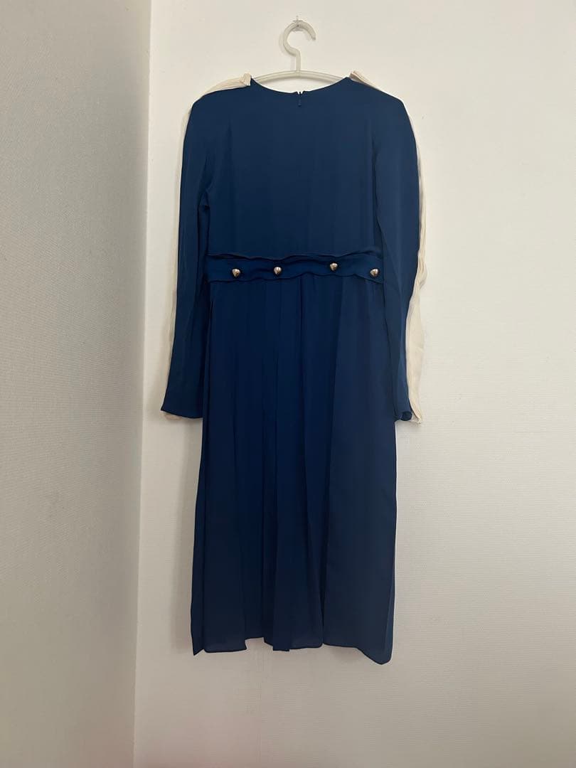 【もも 】Chloe ドレス　ブルー