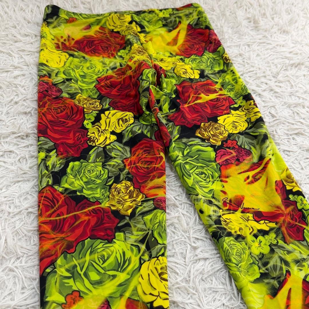 15570✨タグ付き✨ヴェルサーチ 花柄 薔薇 総柄 スパッツ レギンス M