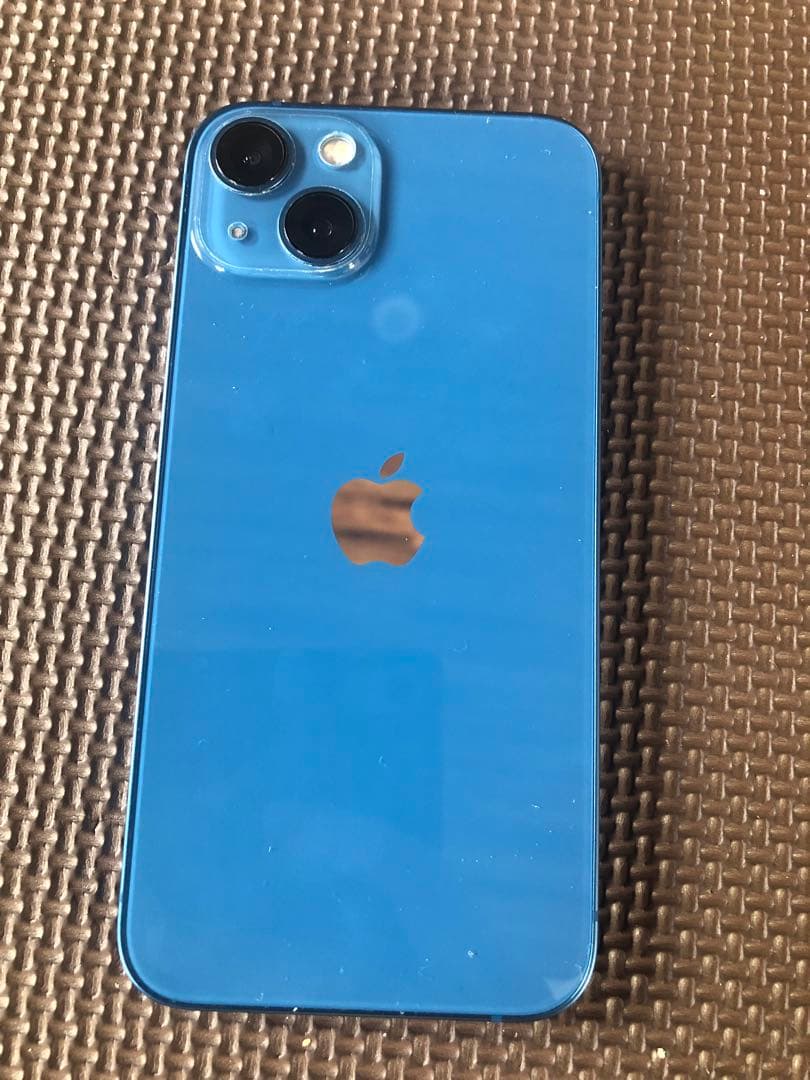 iPhone13 ブルー　64GB SIMフリー