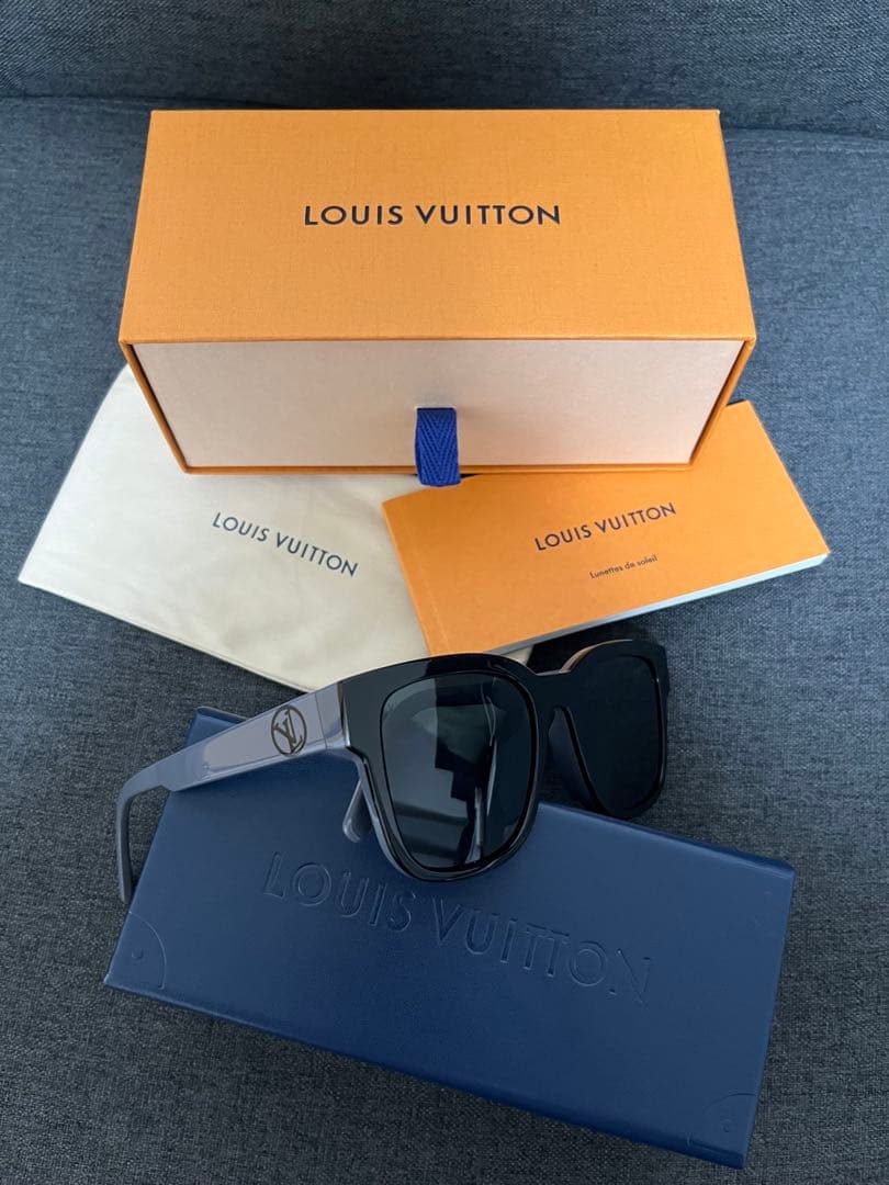 小物 LOUIS VUITTON OUTERSPACE BLACK GREY