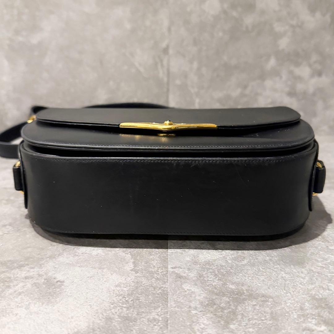 ⭐️カルティエ⭐️サファイアライン ショルダーバッグ ブラック レザー