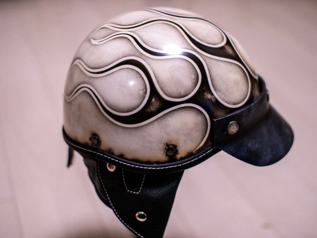 M 新品未使用　ポリヘル　ポリス　ヘルメット アイボリーエイジング黒フレア