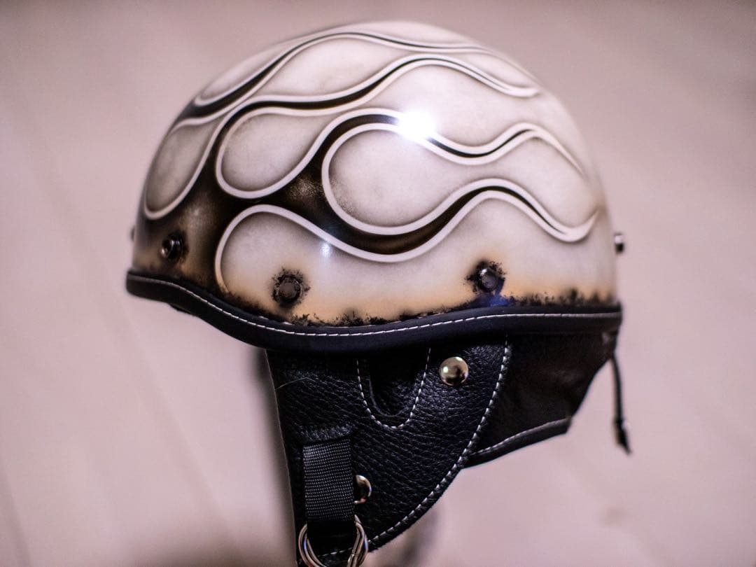 M 新品未使用　ポリヘル　ポリス　ヘルメット アイボリーエイジング黒フレア