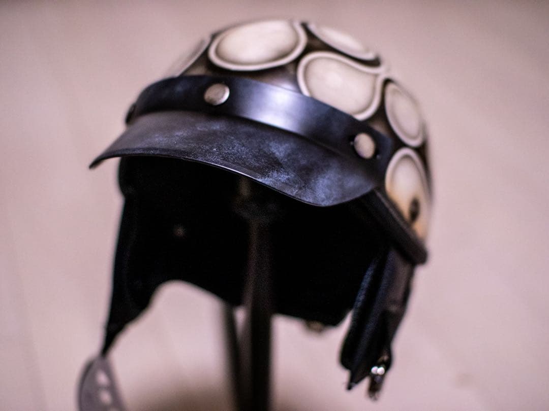 M 新品未使用　ポリヘル　ポリス　ヘルメット アイボリーエイジング黒フレア