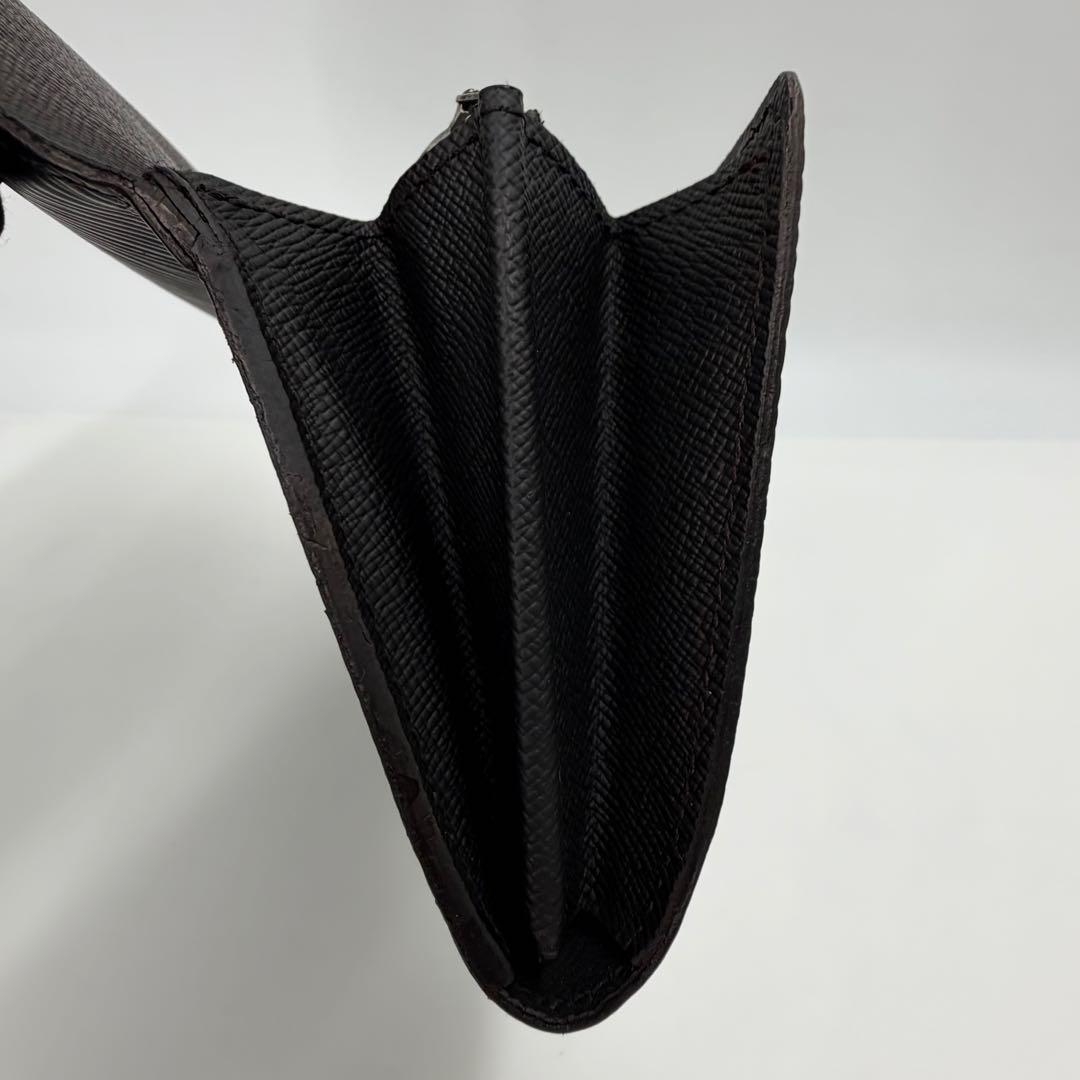 ルイヴィトンポルトフォイユ ツイスト エピレザー ロングウォレット 863