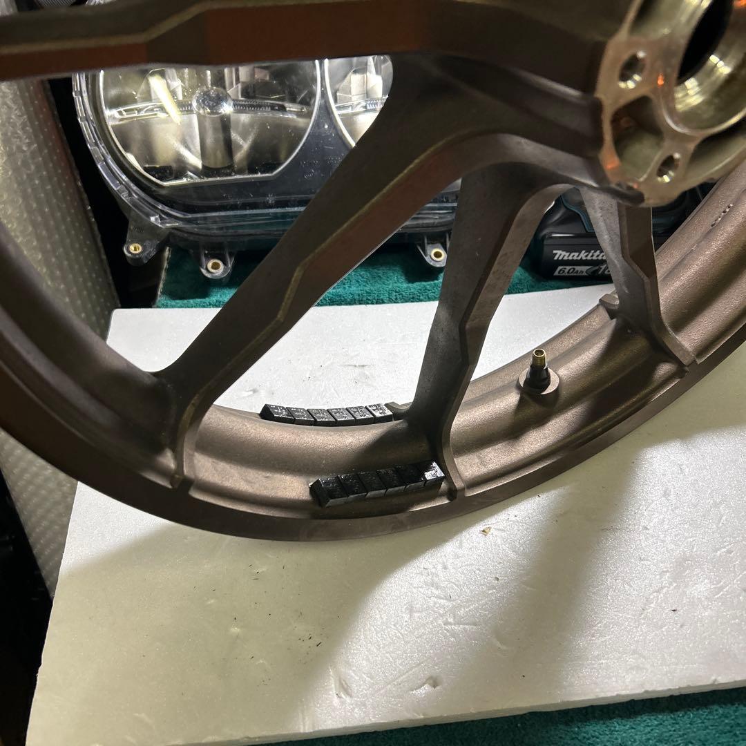 HD FXLRSTフロントホィール撤去品純正品