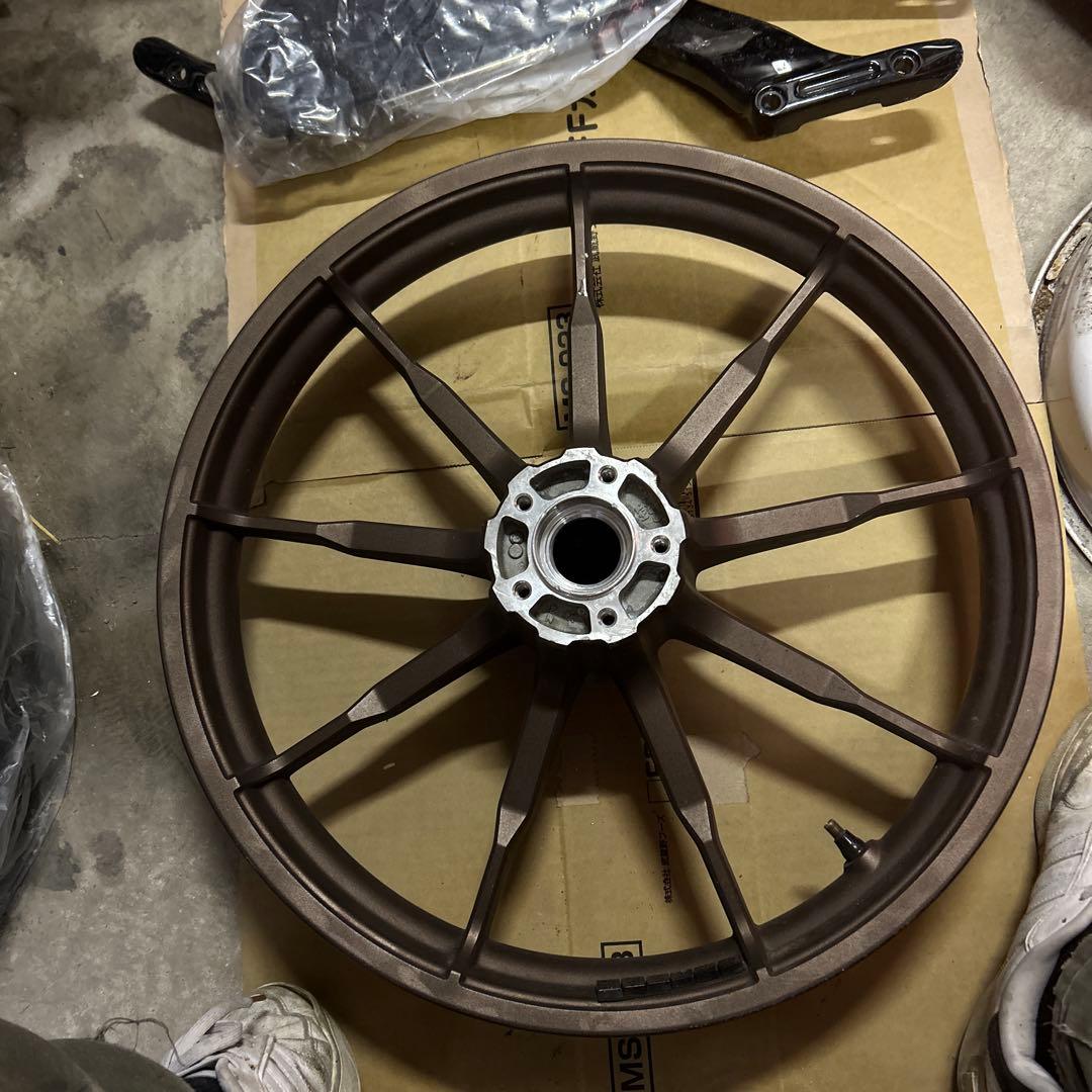 HD FXLRSTフロントホィール撤去品純正品