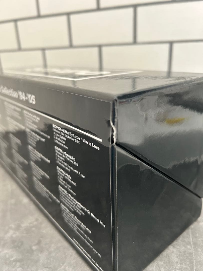 オアシス・コンプリート・シングル・コレクション '94-'05