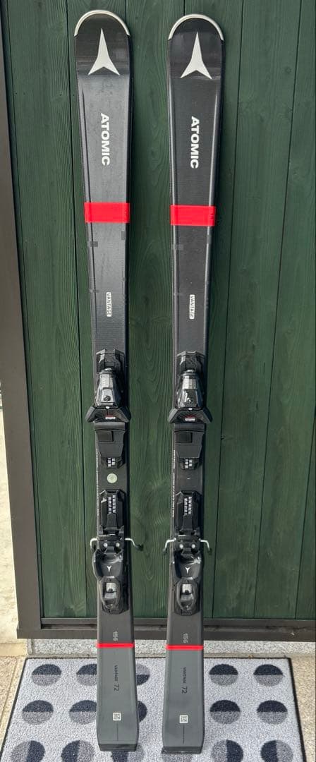 ATOMIC スキー板 ブラック レッド バインディング付き