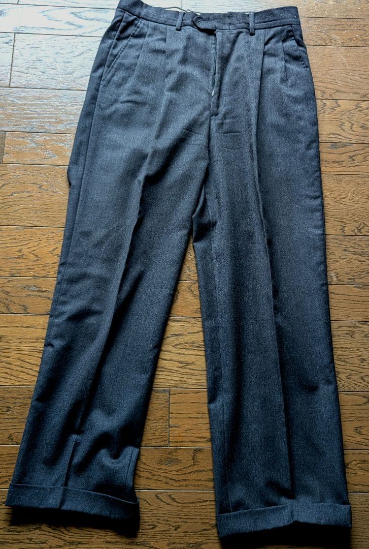 ヴィンテージ Giorgio Armani ダークグレー スーツ