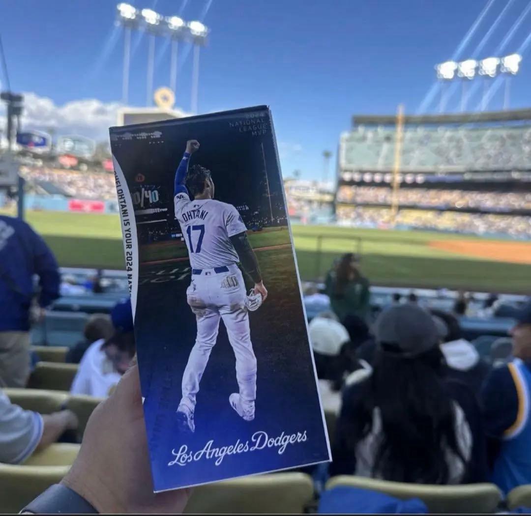 激レア　シルバー　大谷翔平　MVP バブルヘッド　来場者限定　ドジャース