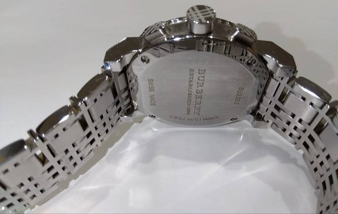 バーバリー 腕時計 ホワイト シルバー BU2303