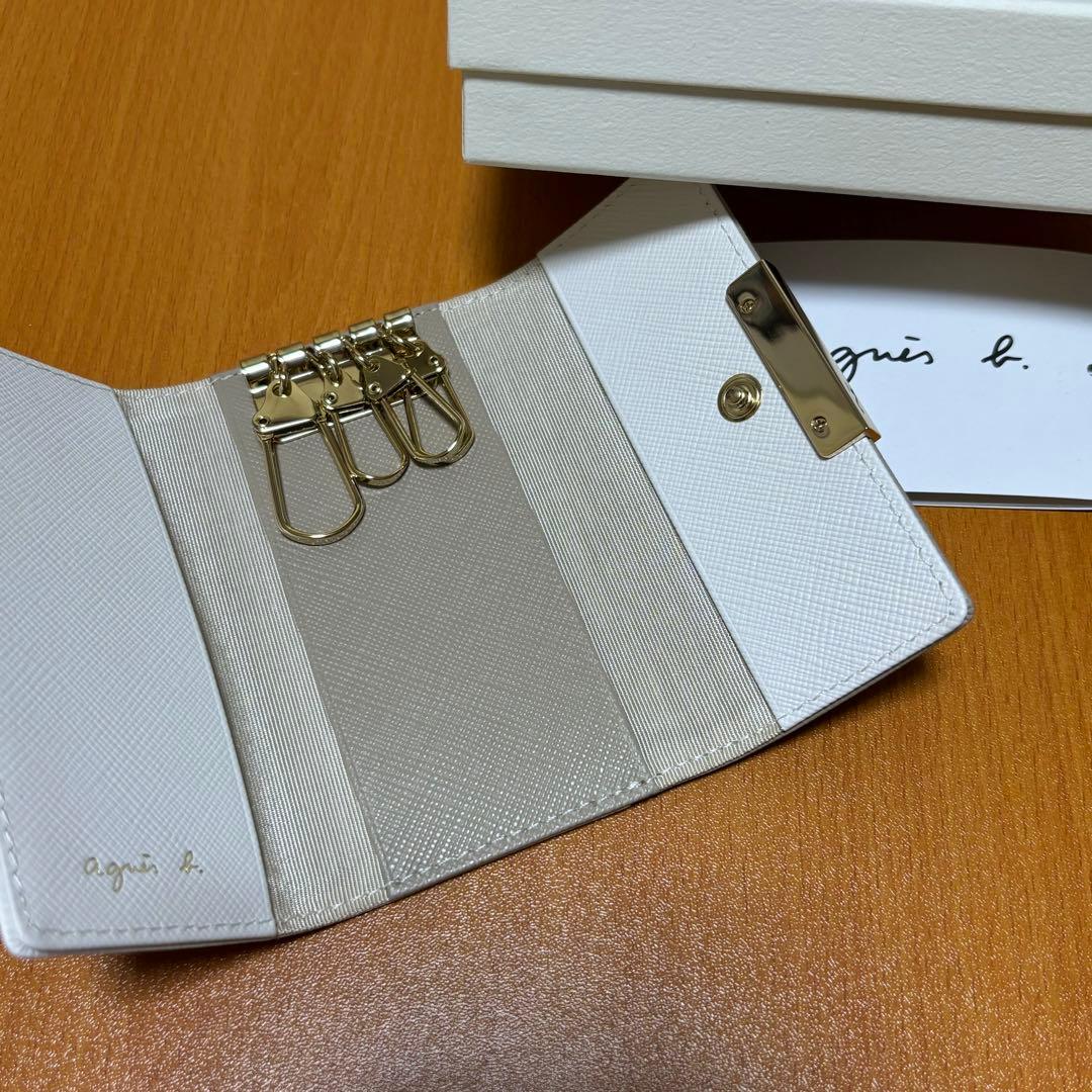 【新品未使用】agnes b. ベージュ×ホワイト　キーケース