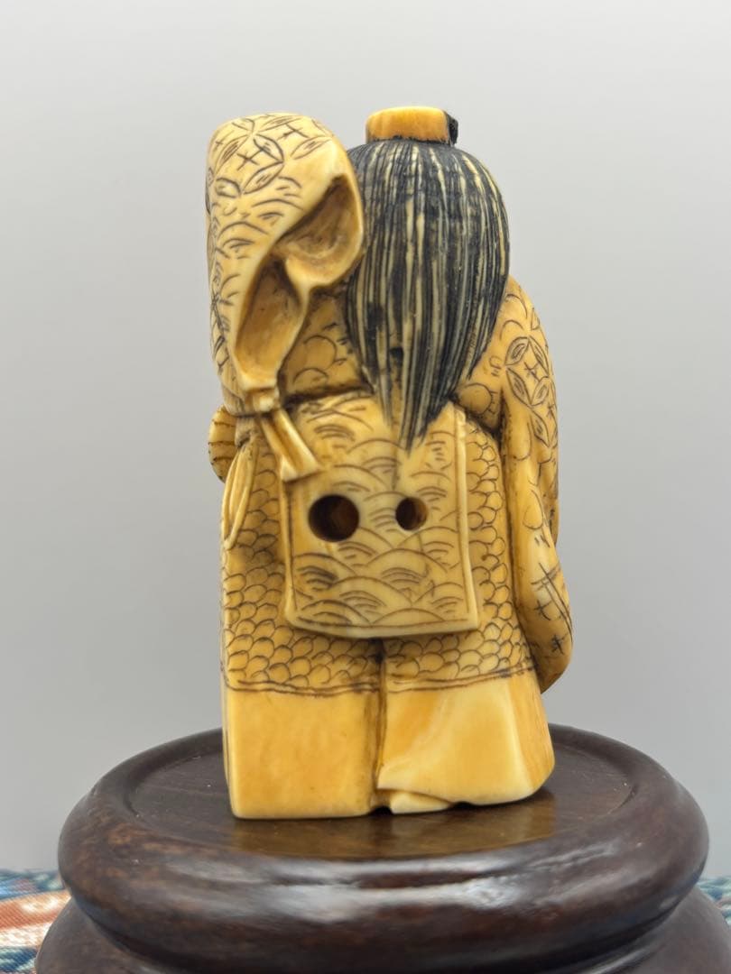 【極上】歌舞伎 時代提物 根付 銘有り　アンティーク　印籠