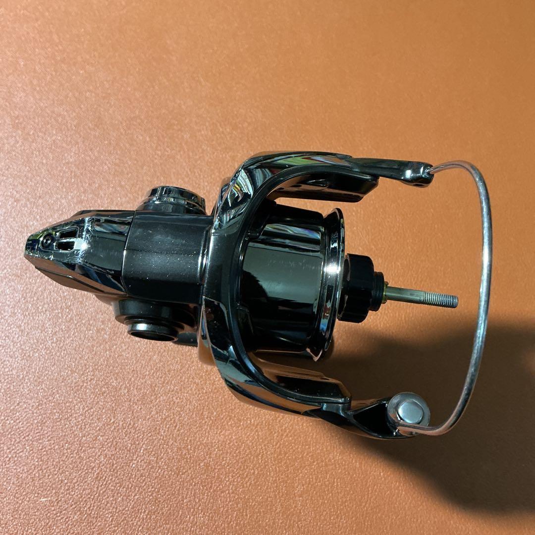 シマノ　20ツインパワー　2500SHG 本体のみ　ボディ　日本製