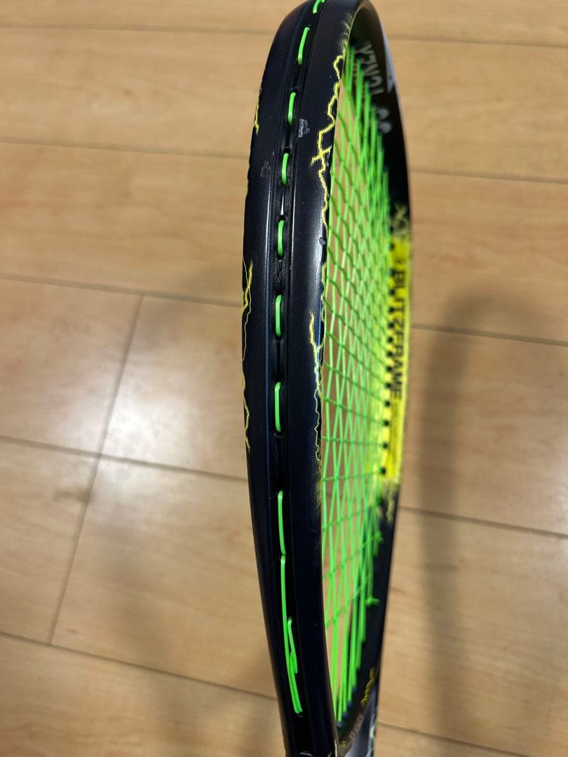 ⭐︎YONEX VOLTRAGE 7V UL1⭐︎