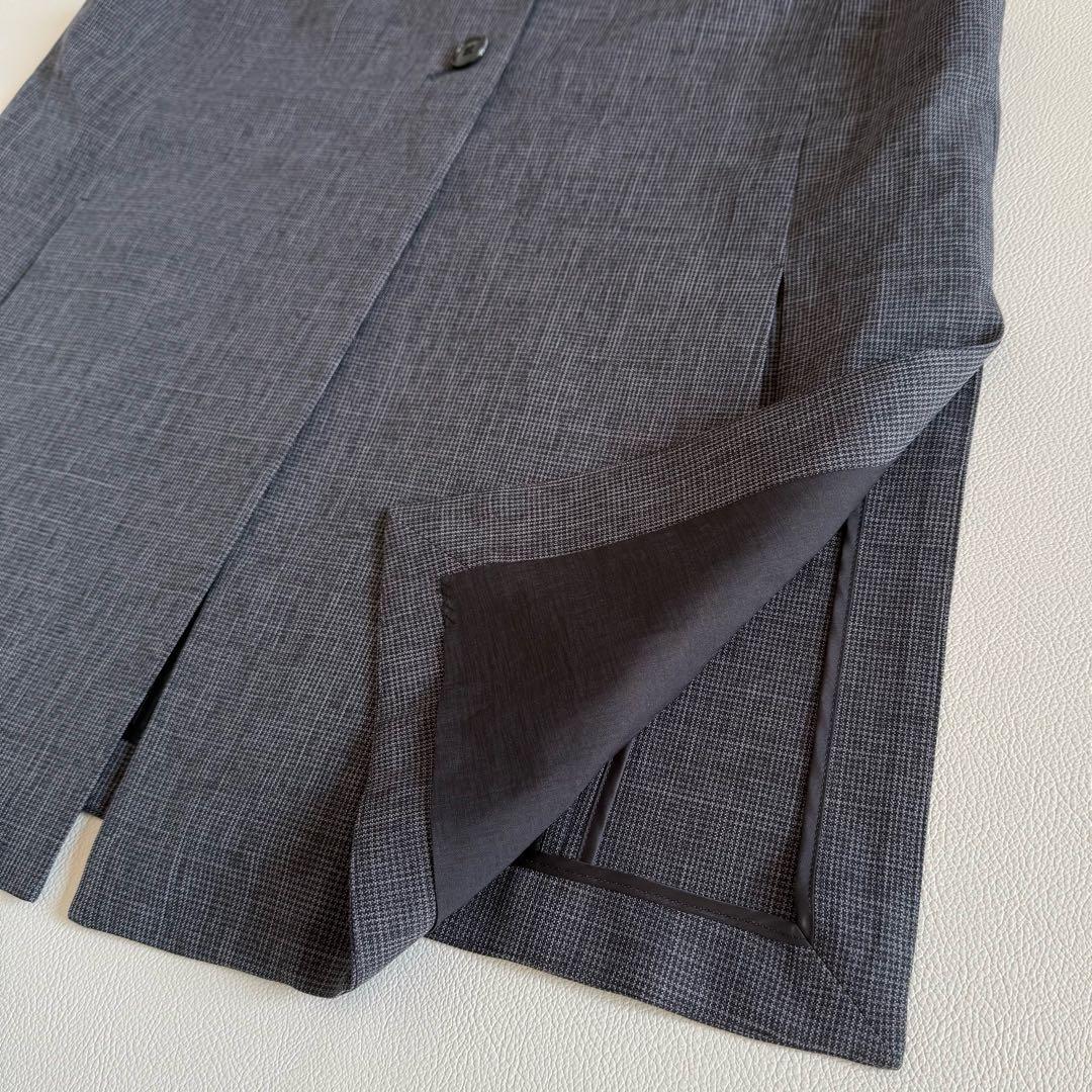 美品　ADORE ファンクショナルドライクロスブラウス　今季　グレー　ジレ