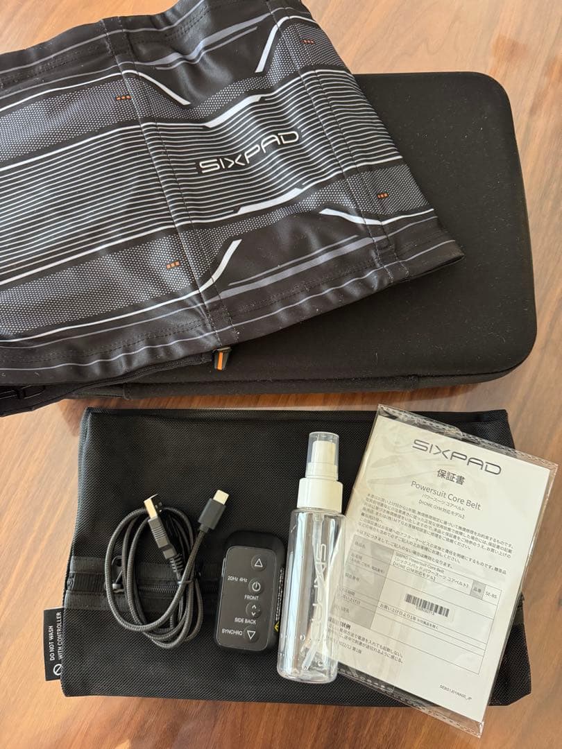 SIXPAD Powersuit Core Belt Mサイズ　コントローラー付