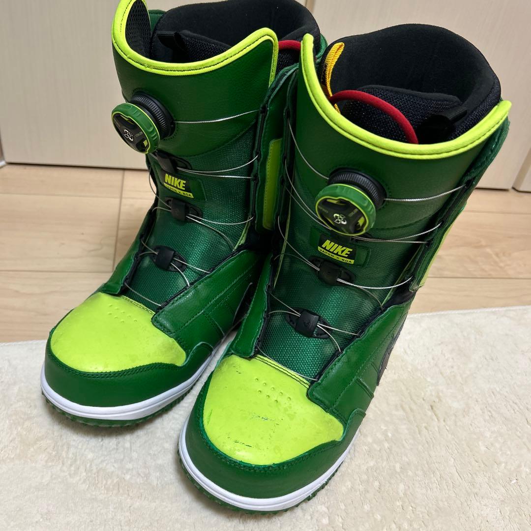 Nike スノーボードブーツ グリーン/イエロー