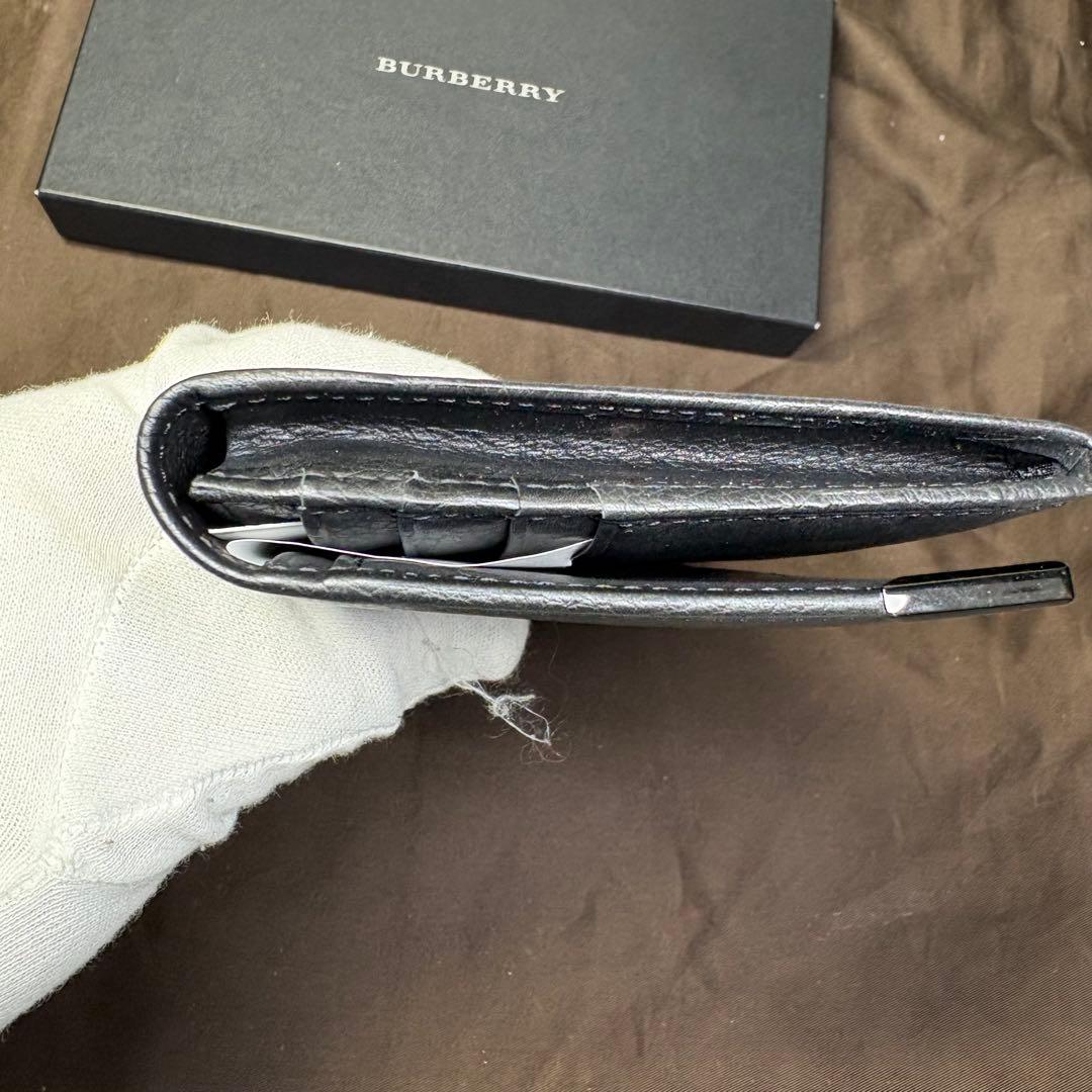 新品未使用　burberryバーバリー長財布２つ折りシルバー金具　ブラックレザー
