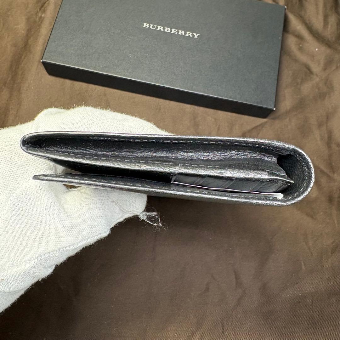 新品未使用　burberryバーバリー長財布２つ折りシルバー金具　ブラックレザー
