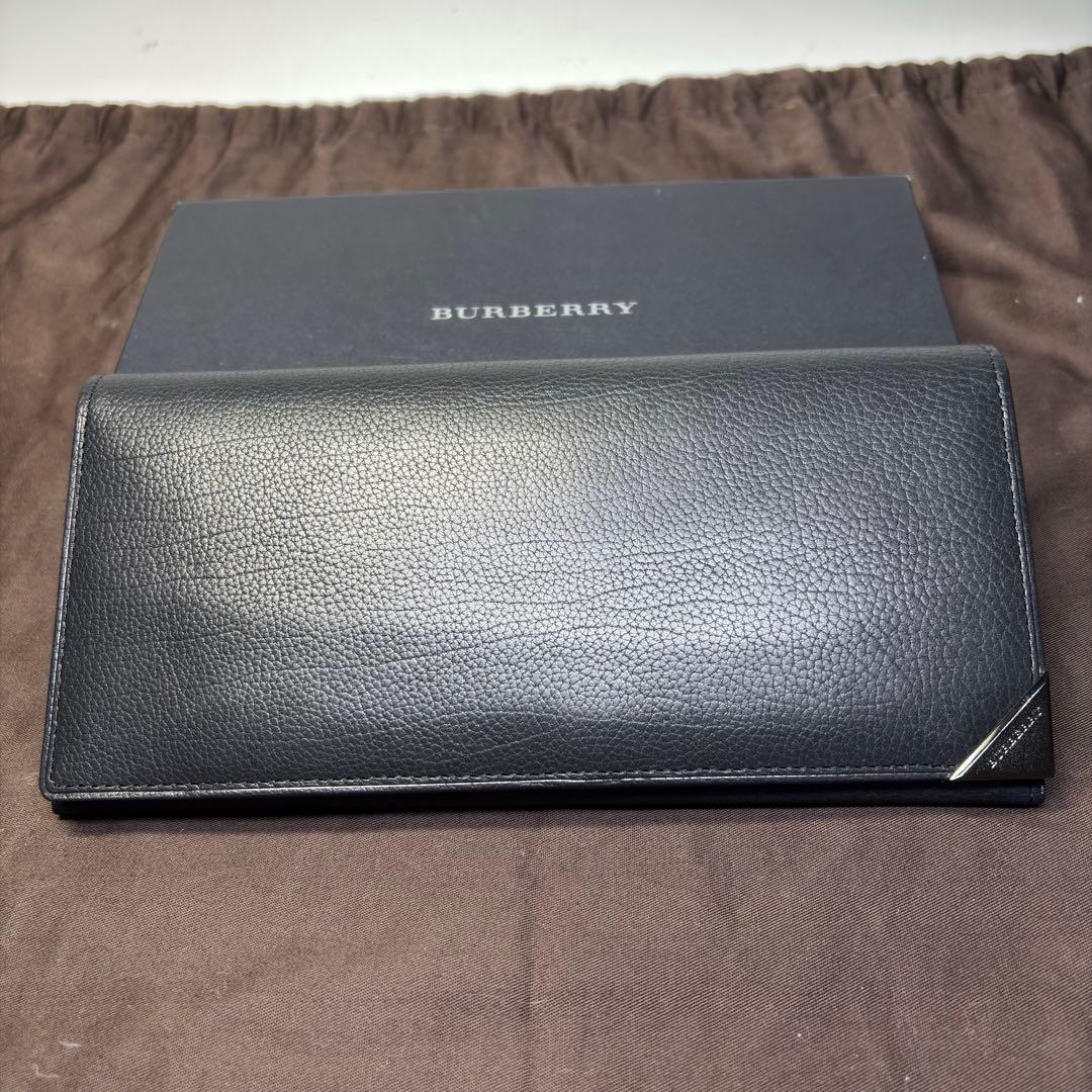 新品未使用　burberryバーバリー長財布２つ折りシルバー金具　ブラックレザー